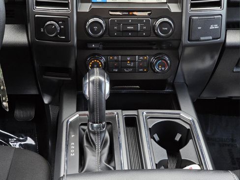 Used 2018 Ford F150 XLT w/ Equipment Group 302A Luxury RWD image 10