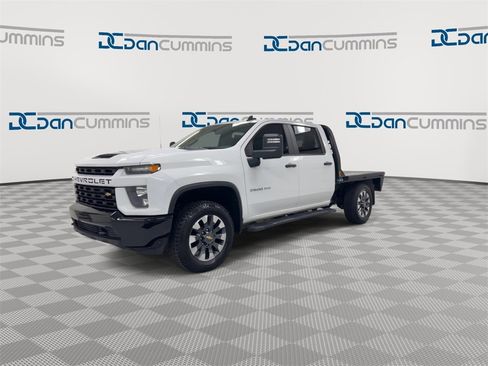 Used 2021 Chevrolet Silverado 2500 Custom w/ Custom Value Package image 4