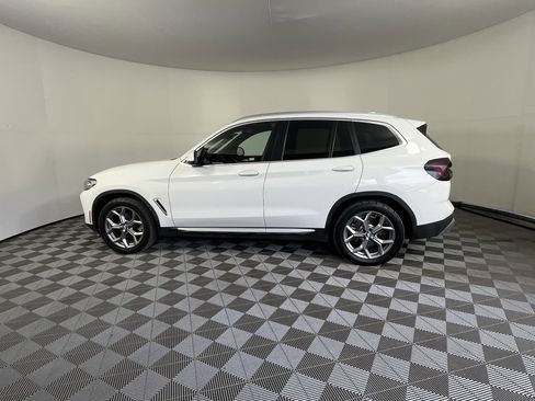 Used 2024 BMW X3 xDrive30i AWD/4WD image 2