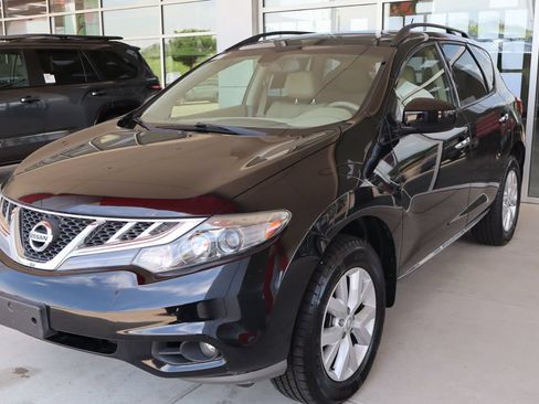 Used 2014 Nissan Murano SL w/ Navigation Package AWD/4WD image 3