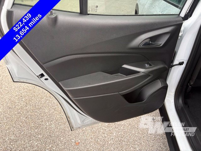 Used 2026 Chevrolet Trax LT FWD image 30