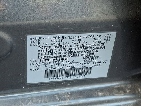 Used 2025 Nissan Versa S w/ Trunk Package FWD image 10