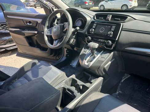 Used 2018 Honda CR-V LX image 11