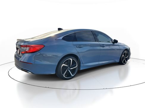 Used 2021 Honda Accord Sport image 6