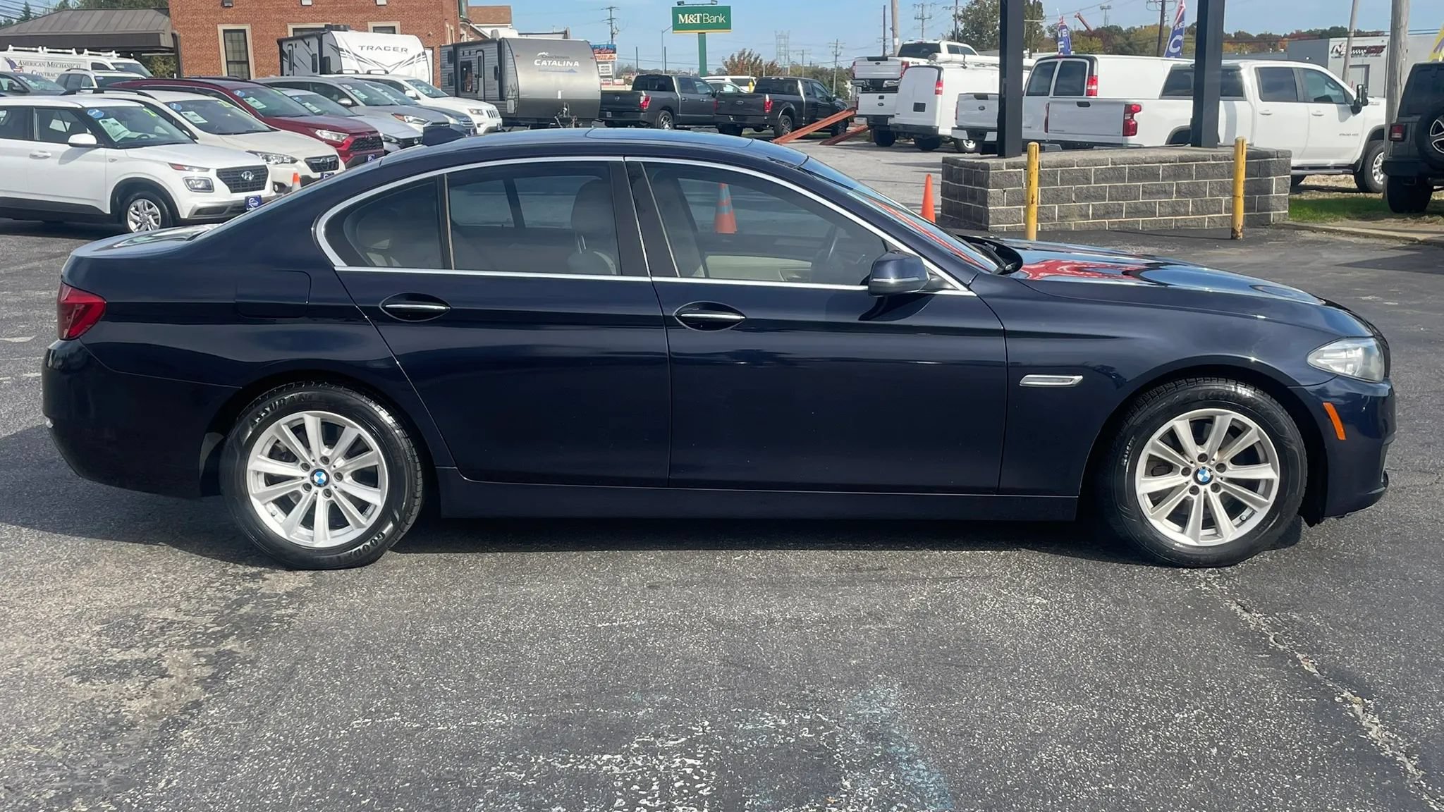 Used 2015 BMW 528i xDrive Sedan AWD/4WD image 4