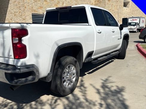 Used 2022 Chevrolet Silverado 2500 LT w/ Convenience Package AWD/4WD image 7