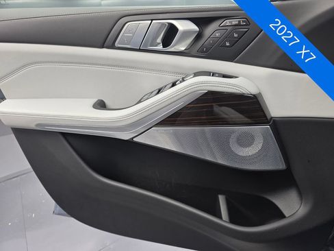 Used 2027 BMW X7 xDrive40i w/ Executive Package AWD/4WD image 27