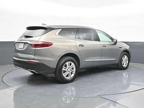 Used 2018 Buick Enclave Essence w/ Trailering Package FWD image 14