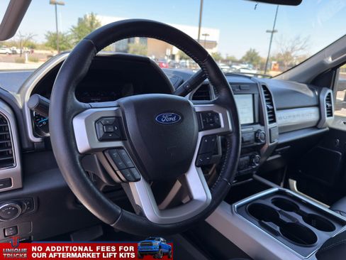 Used 2019 Ford F250 Lariat w/ Lariat Value Package AWD/4WD image 18