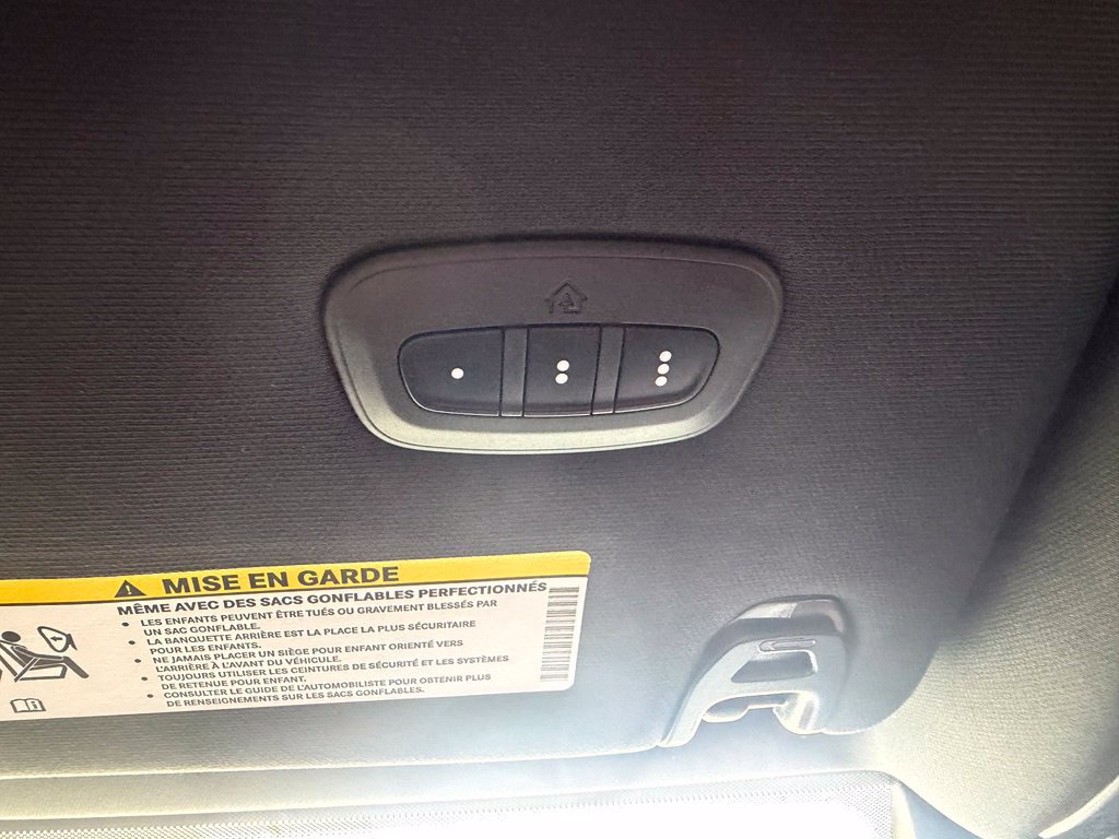 Used 2025 RAM 2500 Laramie AWD/4WD image 60