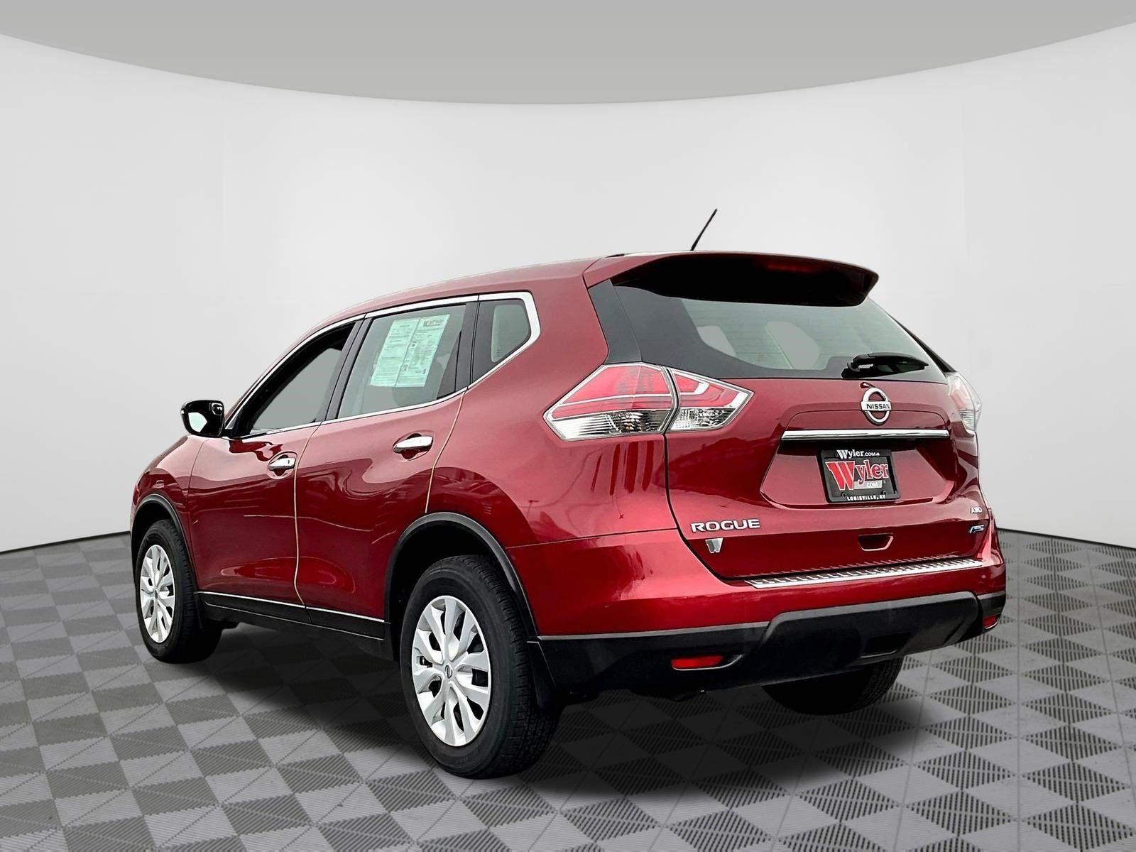 Used 2014 Nissan Rogue S AWD/4WD image 4