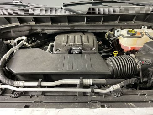 Used 2023 Chevrolet Silverado 1500 LT AWD/4WD image 25