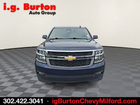 Used 2018 Chevrolet Tahoe LT w/ Luxury Package AWD/4WD image 2