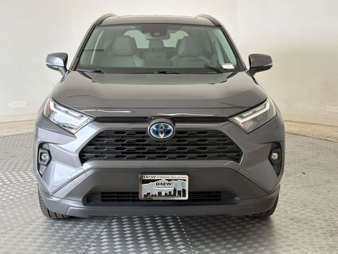 Used 2023 Toyota RAV4 XLE Premium AWD/4WD image 6