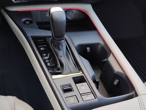 New 2026 Nissan Sentra SL w/ Floor Mat Package FWD image 10