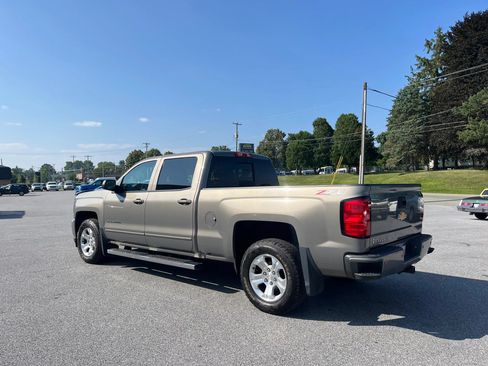 Used 2017 Chevrolet Silverado 1500 LT w/ All Star Edition AWD/4WD image 28