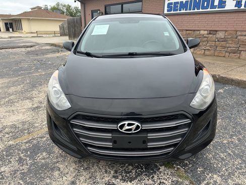 Used 2016 Hyundai Elantra GT FWD image 4