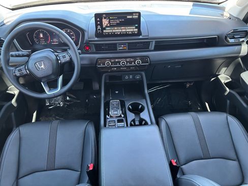 Used 2025 Honda Pilot EX-L image 20