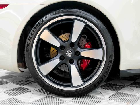 Used 2014 Porsche 911 Carrera S RWD image 34