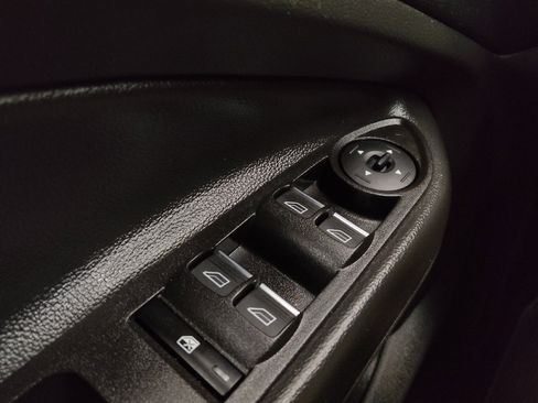 Used 2017 Ford Escape SE w/ Equipment Group 201A AWD/4WD image 27