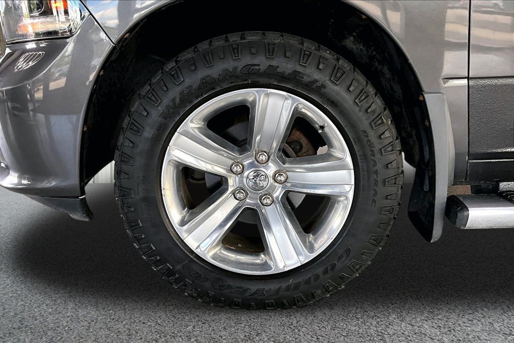 Used 2015 RAM 1500 Sport w/ Sport Premium Group AWD/4WD image 32