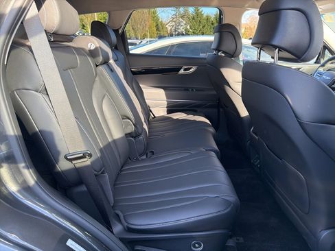 Used 2025 Genesis GV80 2.5T Standard image 11