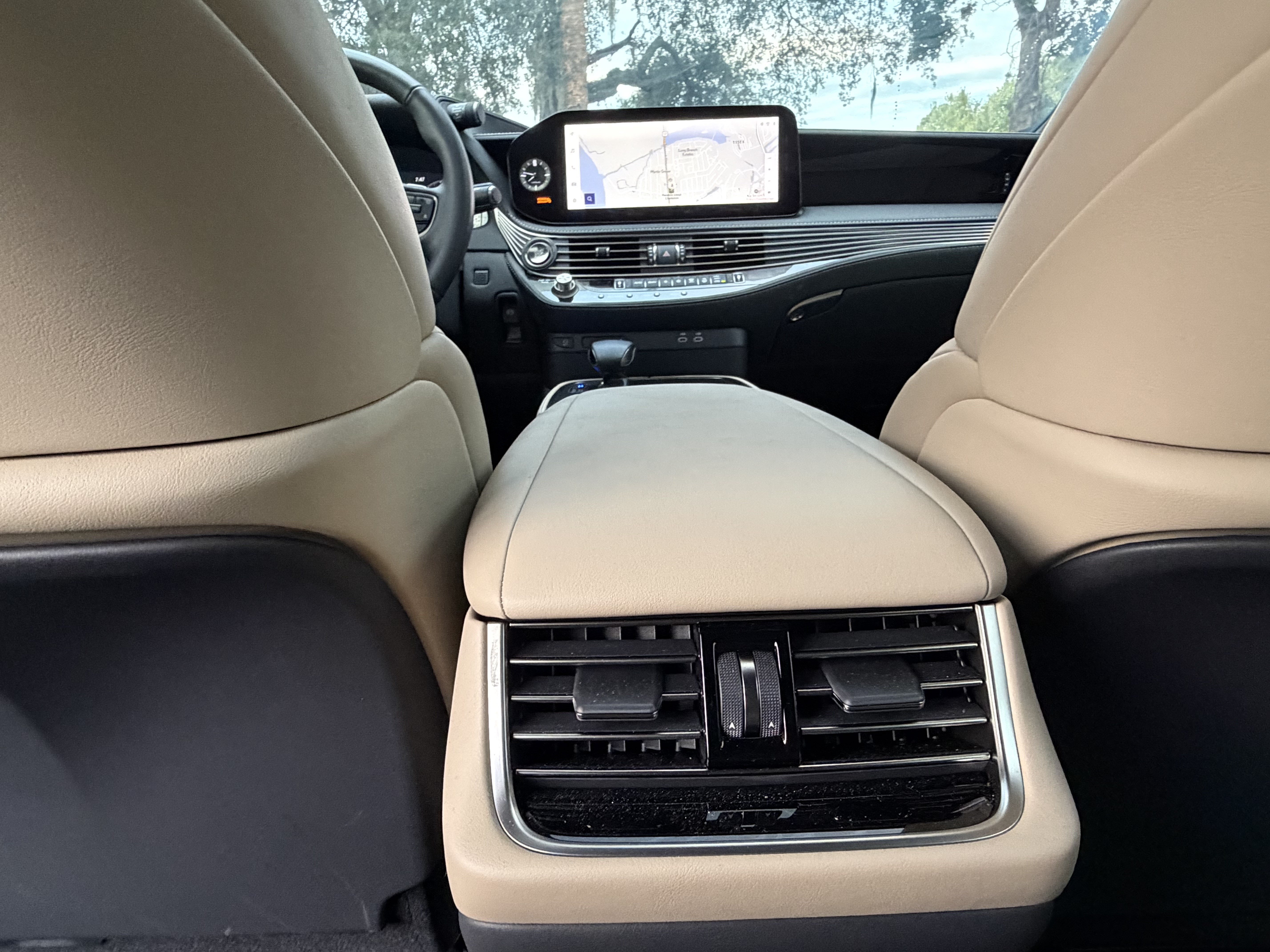 Used 2025 Lexus LS 500 RWD image 36