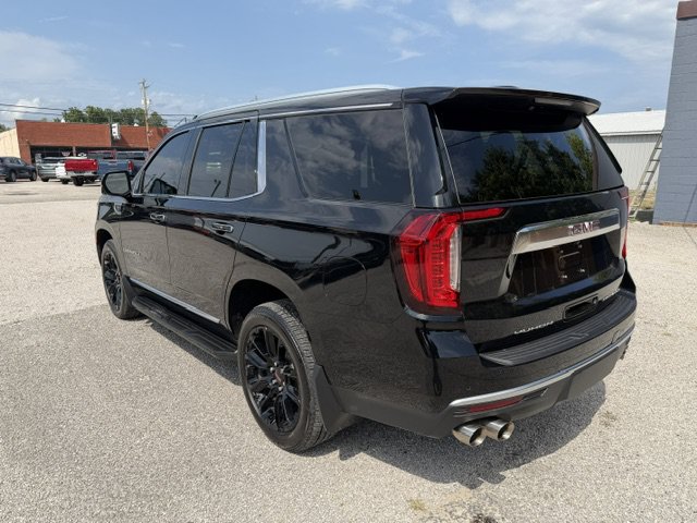 Used 2023 GMC Yukon Denali AWD/4WD image 3