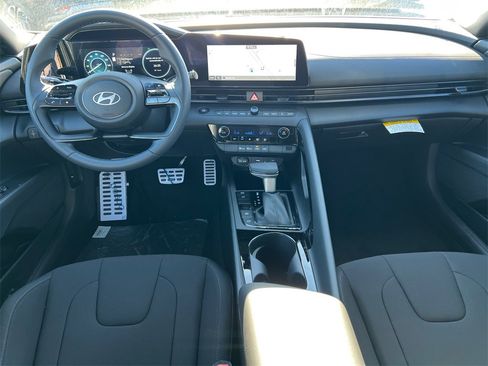 New 2026 Hyundai Elantra Sport image 22