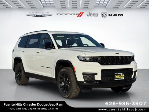 New 2025 Jeep Grand Cherokee L Altitude image 1