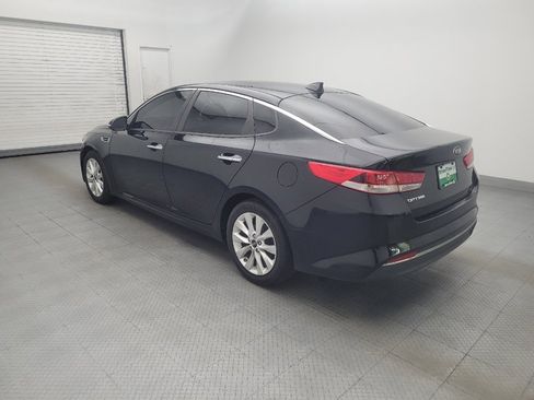 Used 2016 Kia Optima LX w/ Option Group 014 FWD image 3