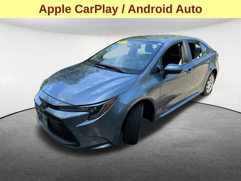 Used 2025 Toyota Corolla LE FWD image 5