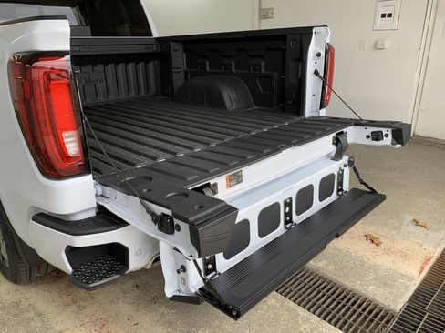 New 2026 GMC Sierra 1500 Denali Ultimate image 10