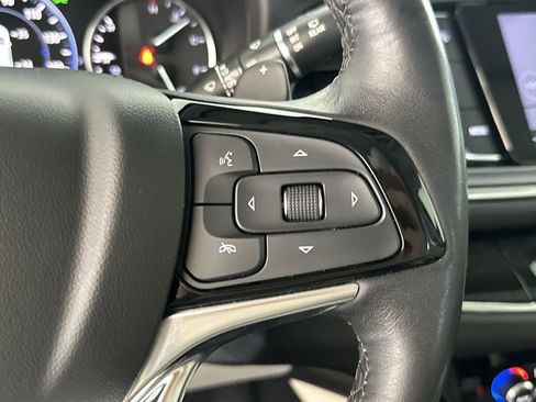 Used 2022 Buick Enclave Avenir w/ Avenir Technology Package image 23