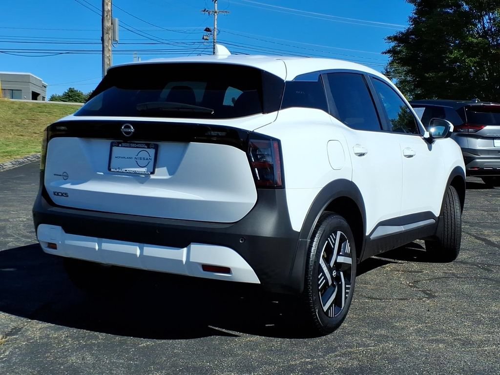Certified 2025 Nissan Kicks SV FWD image 3