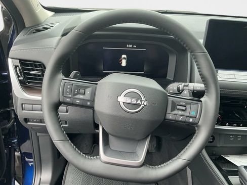 New 2026 Nissan Rogue Platinum AWD/4WD image 14