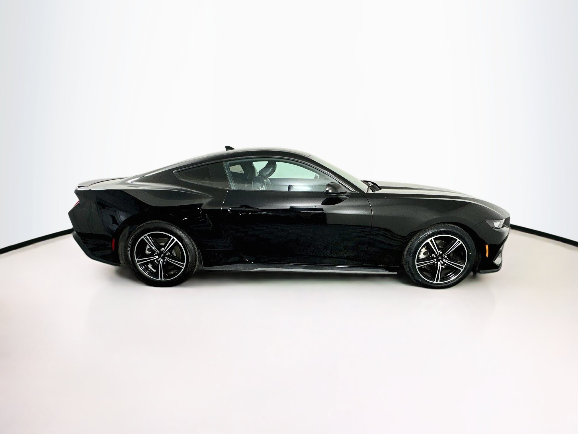 Used 2024 Ford Mustang Premium RWD image 10