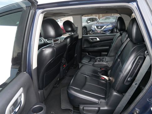 Used 2015 Nissan Pathfinder SL w/ SL Premium Package image 11