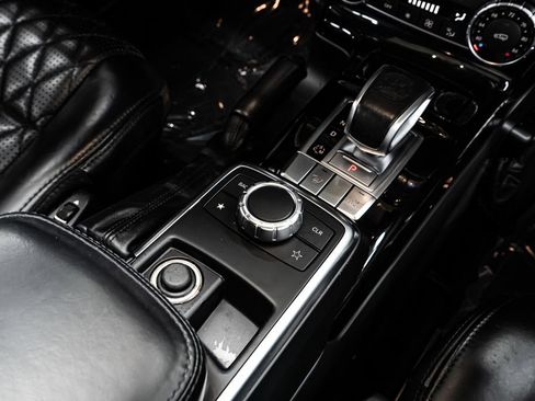Used 2016 Mercedes-Benz G 63 AMG 4MATIC image 27