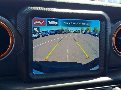 Used 2021 Jeep Gladiator Mojave AWD/4WD image 17