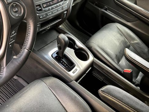 Used 2017 Honda Pilot EX-L image 17