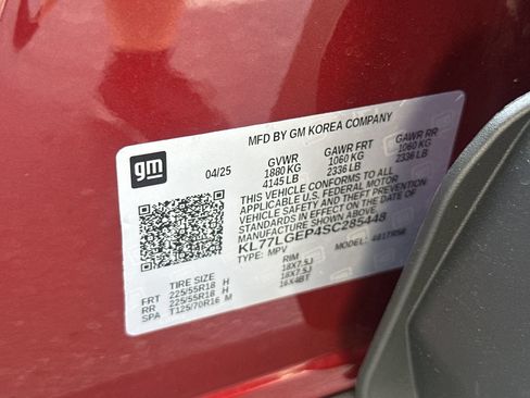 Used 2025 Chevrolet Trax RS w/ Driver Confidence Package FWD image 35