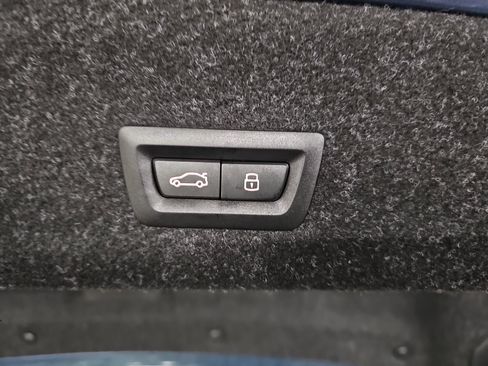 New 2026 BMW 330i Sedan w/ M Sport Package image 14