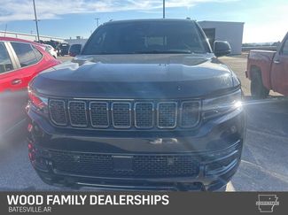 Used 2023 Jeep Wagoneer Series II video 2