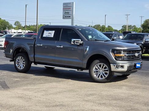 New 2026 Ford F150 XLT w/ Equipment Group 302A MID AWD/4WD image 2