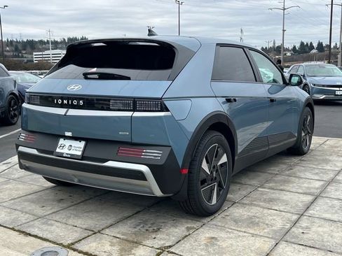 New 2026 Hyundai Ioniq 5 SEL image 8