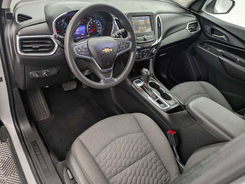 Used 2019 Chevrolet Equinox LT AWD/4WD image 2