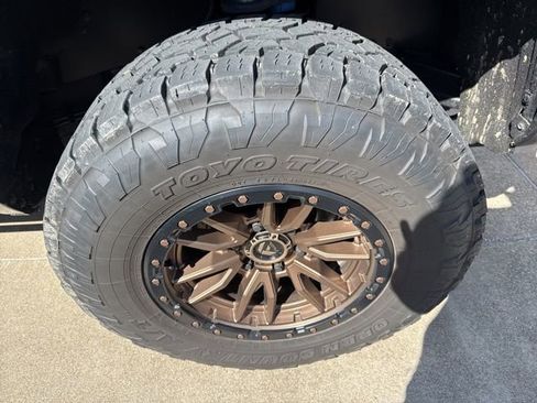 Used 2024 Toyota Tacoma TRD Off-Road w/ TRD Off Road Upgrade Package image 12