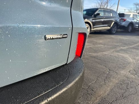 Used 2025 Ford Escape Platinum image 9