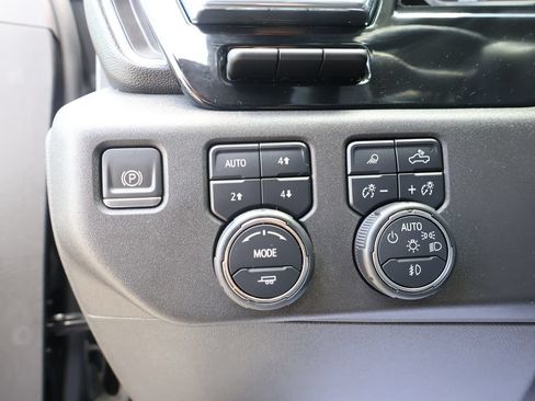 Certified 2023 Chevrolet Silverado 1500 High Country w/ Technology Package AWD/4WD image 13